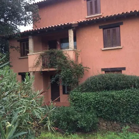 In Rudargia 아파트 *